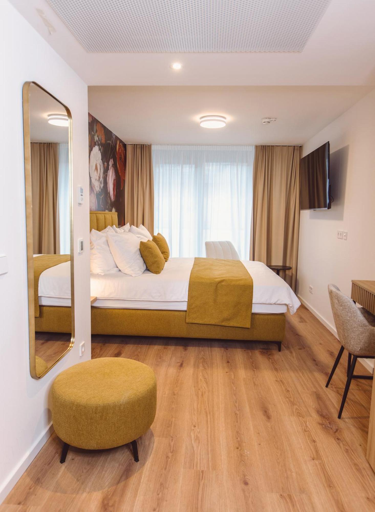 Hotel Am Rathaus Freiburg im Breisgau Luaran gambar